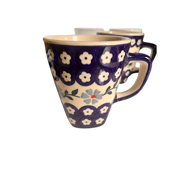 2 Hand-Painted Boleslawiec Polish Pottery Mugs Floral Design artist signed - Picture 3 of 4